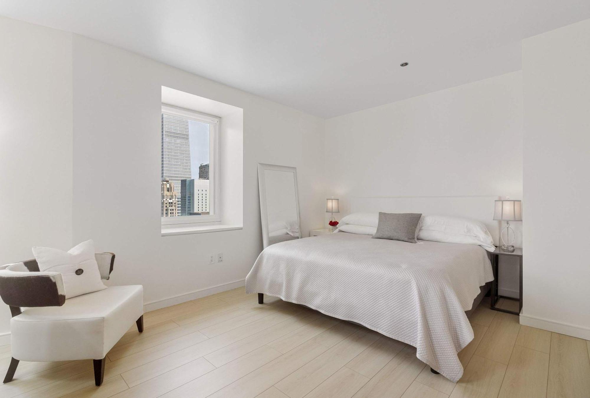 Ferienhaus Midtown 5 Bedroom Luxury Penthouse, 2,500 Sq Ft, Sleeps 10, Manhattan, Vip Services New York